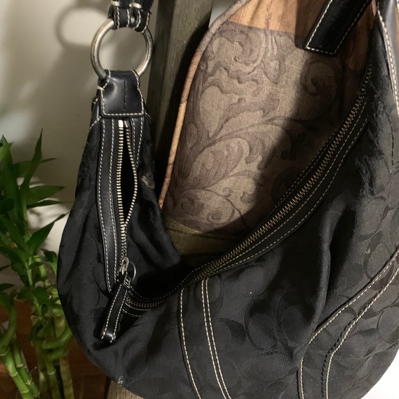 Coach Signature Small Hobo Bag - Picture 5 of 10